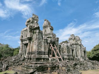 Siem Reap 4-hour private car charter to Banteay Samre and Bok Mountian